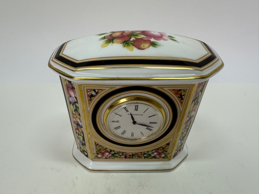 Wedgwood Clio Bone China Quartz Desk Clock 3.5'H [Photo 2]