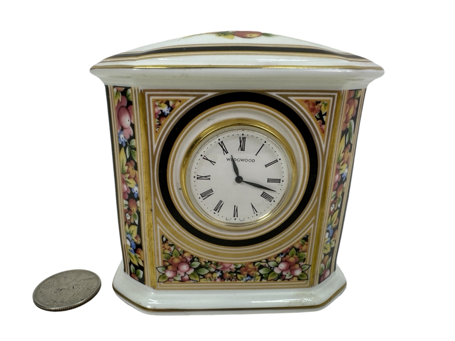 Wedgwood Clio Bone China Quartz Desk Clock 3.5'H