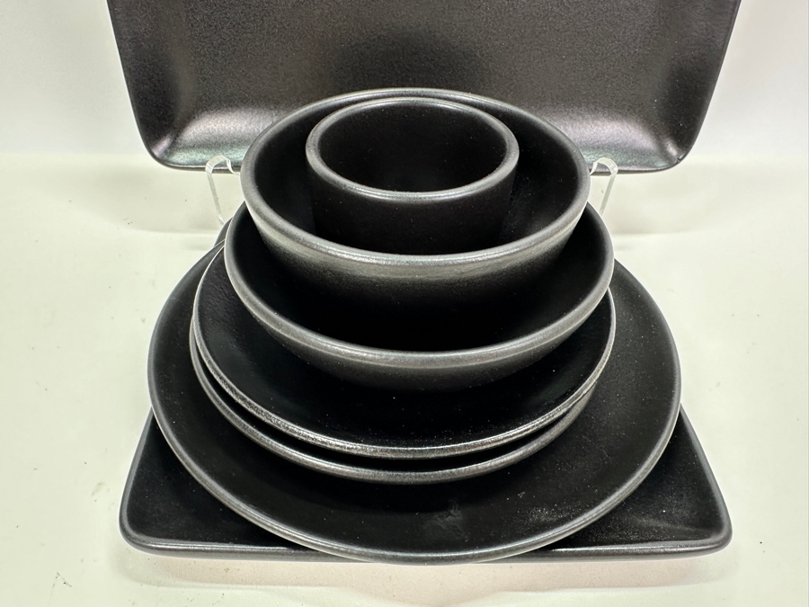 Collection of Black Heath Ceramics Pottery [Photo 3]