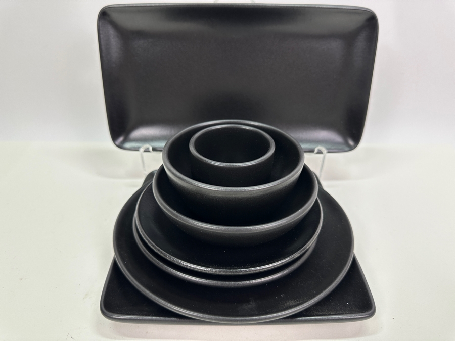 Collection of Black Heath Ceramics Pottery [Photo 2]