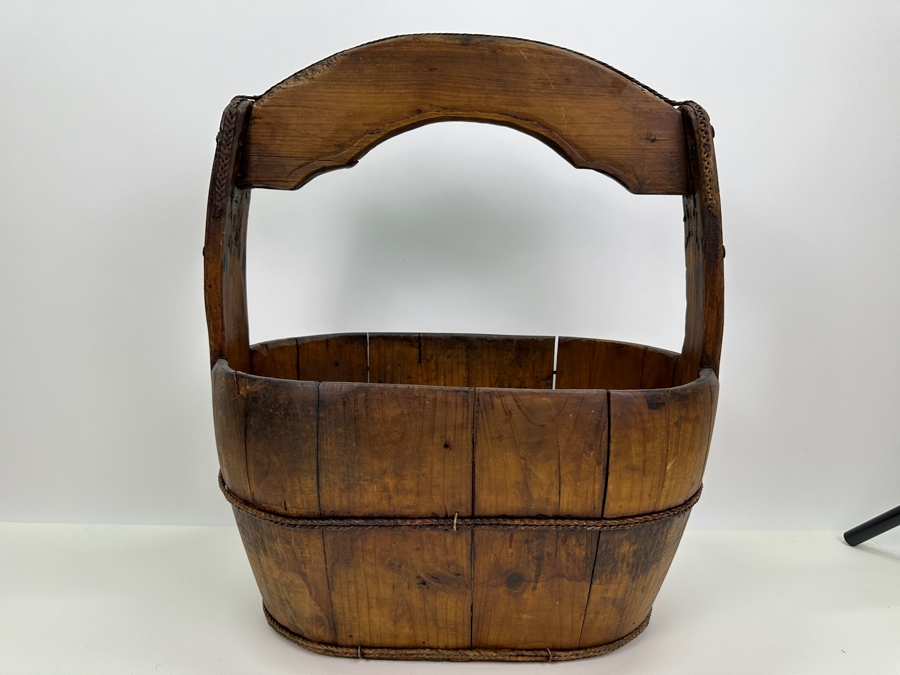 Just Added - Wooden Oval Water Bucket 16 X 10 X 10 [Photo 4]