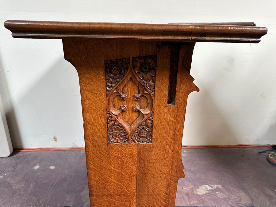 Antique Gothic Carved Oak Church Pulpit Lectern 39W X 21D X 44.75H [Photo 10]