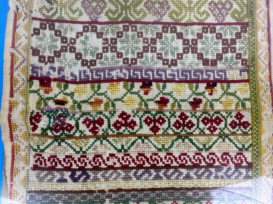 Antique Framed Embroidery 12 X 19 [Photo 2]