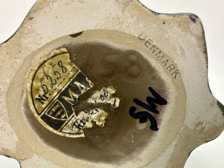 Danish Michael Andersen Ceramic Pottery MOMSFRI Figurine 9.5H [Photo 9]