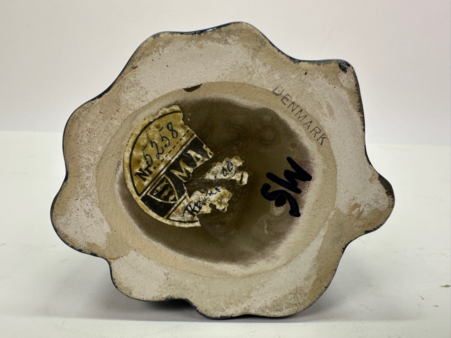 Danish Michael Andersen Ceramic Pottery MOMSFRI Figurine 9.5H [Photo 8]