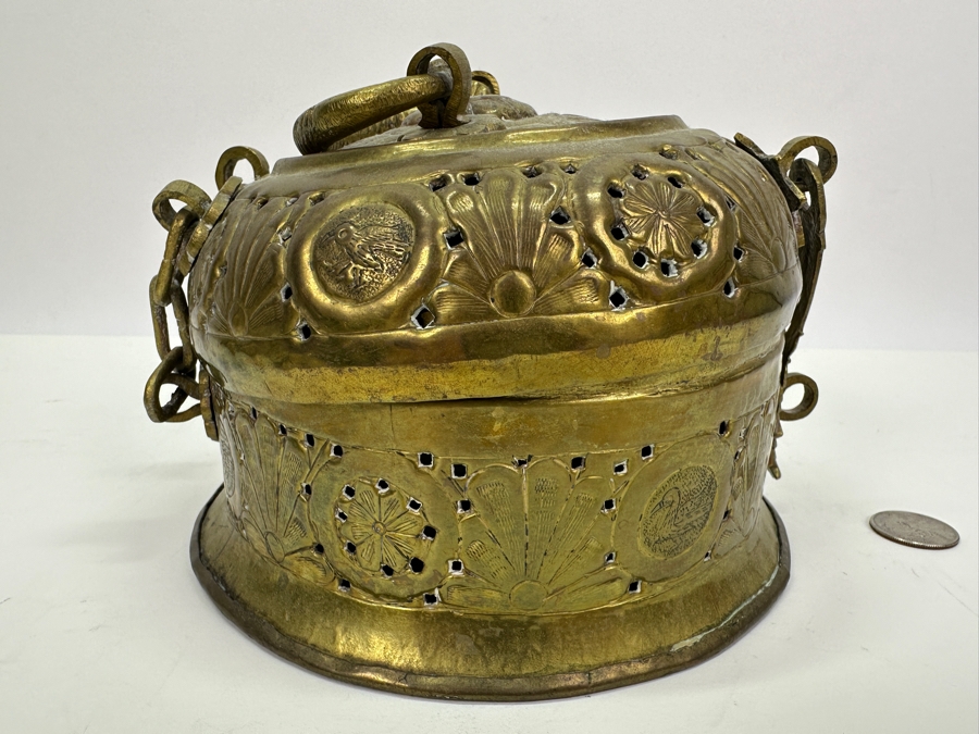 Vintage Brass Betel Pandan Box 7W X 7H [Photo 6]