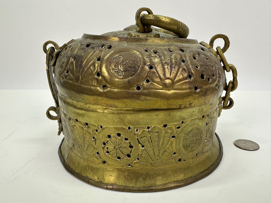 Vintage Brass Betel Pandan Box 7W X 7H [Photo 4]