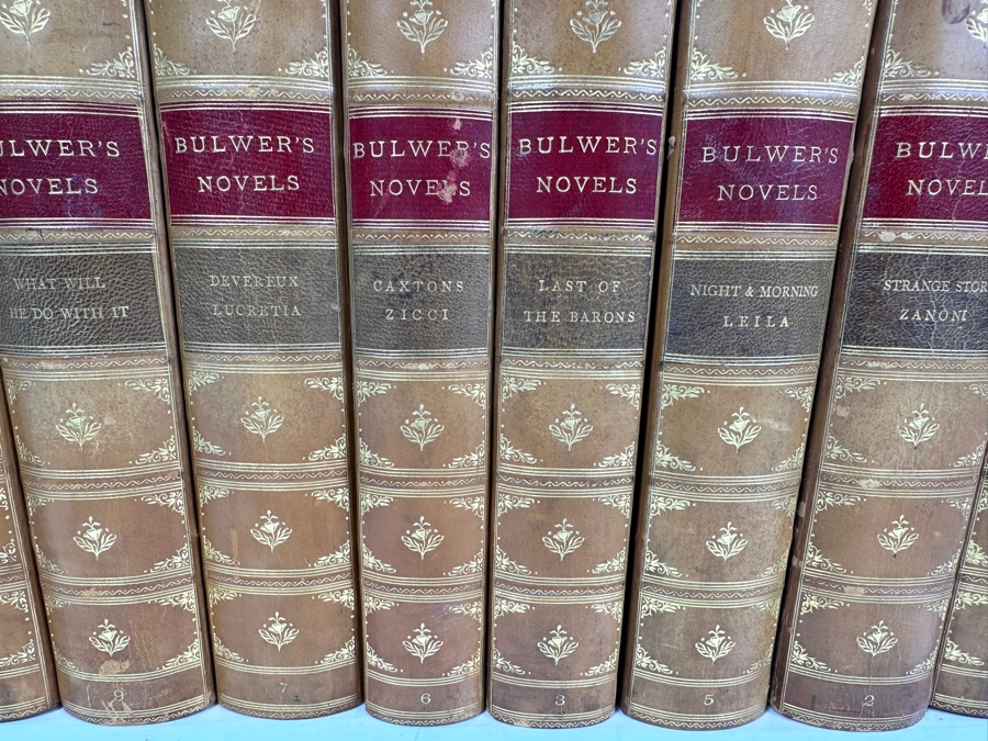 Set Of Thirteen Antique Leatherbound Hardcover Bulwer's Novels Books 1843 [Photo 4]