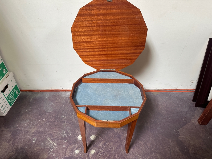 Vintage Italian Marquetry Music Jewelry Box Side Table 18.5W X 19.5H [Photo 4]