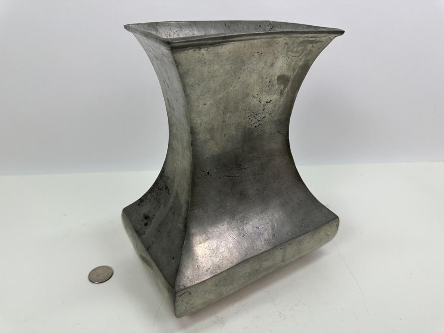 Vintage Hallmarked Fecit VCM Portugal Pewter Vase 7.5W X 5.25D X 9H [Photo 4]