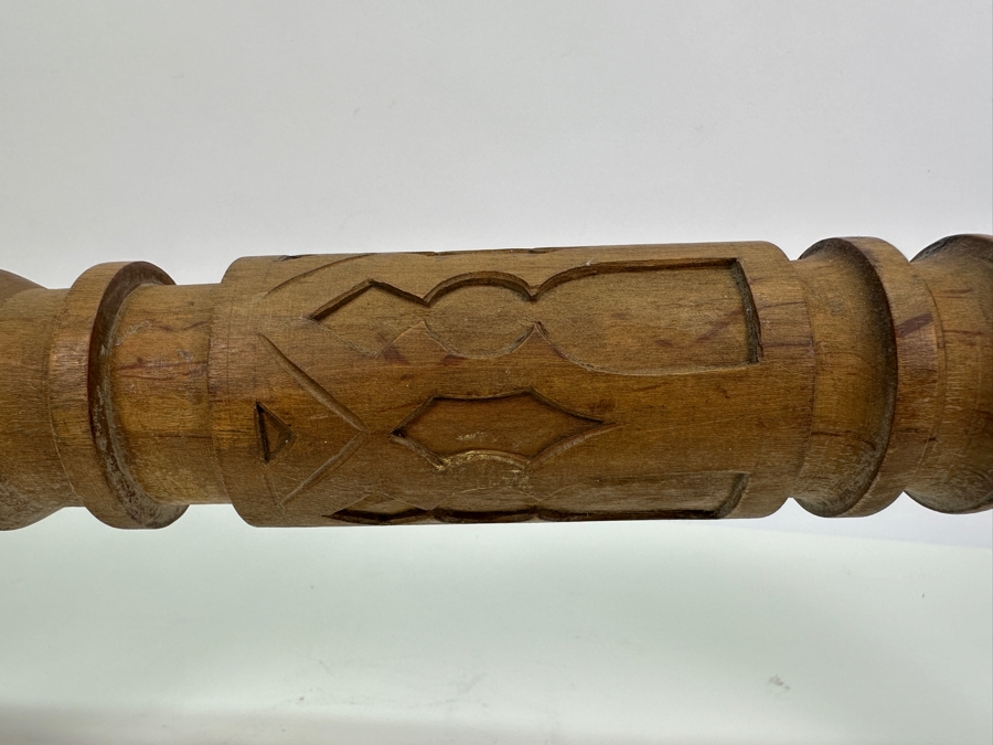 Large Carved Wooden Key With Cross 20.5W X 9H [Photo 4]