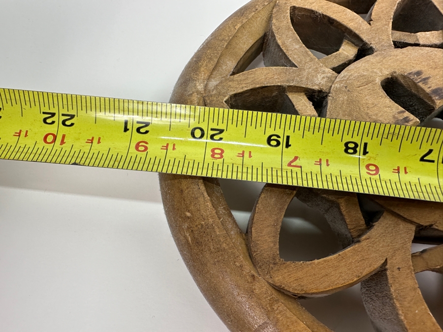 Large Carved Wooden Key With Cross 20.5W X 9H [Photo 7]