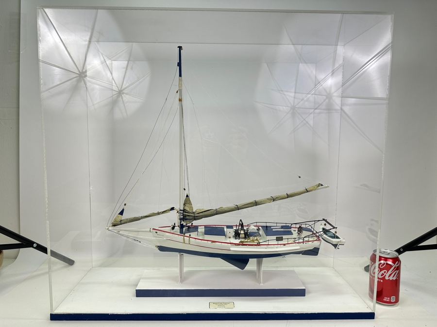 Vintage Wooden Sailboat Model Of American Patriot Chesapeake Bay Skipjack Circa 1890 With Acrylic Display Cover 28'W X 9.5'D X 25.5'H [Photo 15]