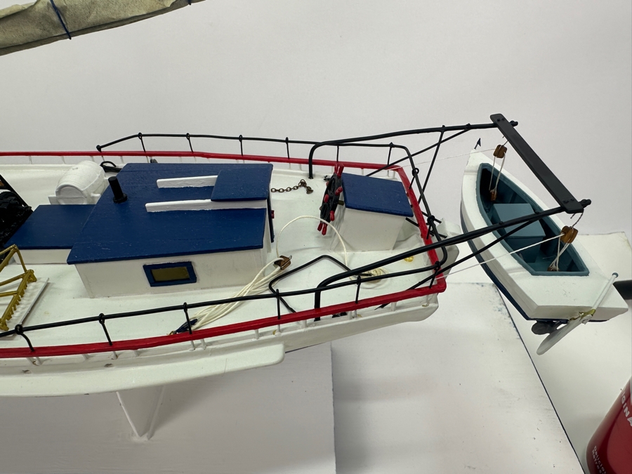 Vintage Wooden Sailboat Model Of American Patriot Chesapeake Bay Skipjack Circa 1890 With Acrylic Display Cover 28'W X 9.5'D X 25.5'H [Photo 5]