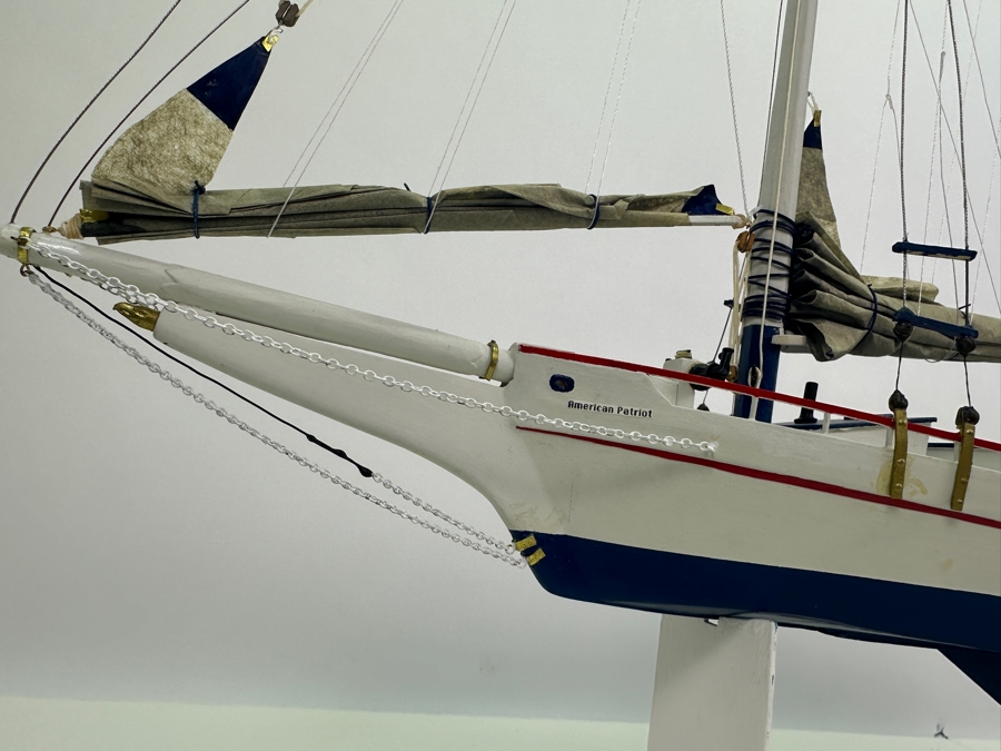 Vintage Wooden Sailboat Model Of American Patriot Chesapeake Bay Skipjack Circa 1890 With Acrylic Display Cover 28'W X 9.5'D X 25.5'H [Photo 9]