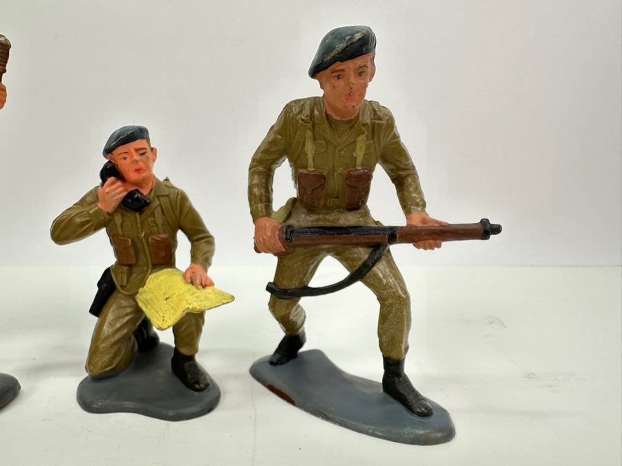 Vintage 1963 Louis Marx & Co Toys W.W. II Canadian Toy Soldiers 5'H [Photo 5]
