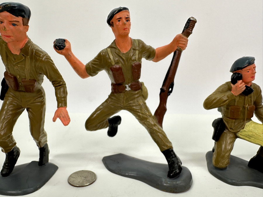 Vintage 1963 Louis Marx & Co Toys W.W. II Canadian Toy Soldiers 5'H [Photo 3]