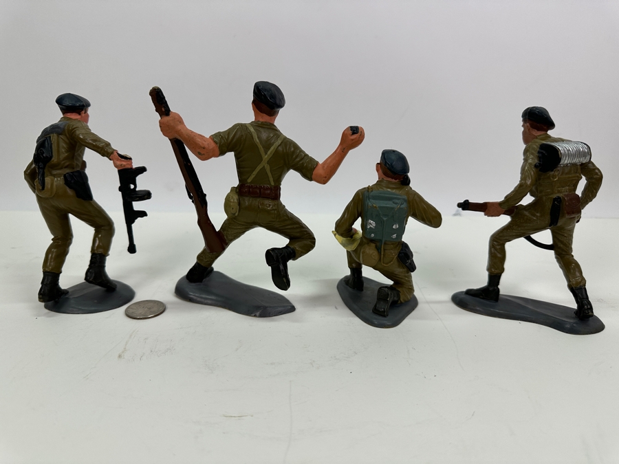 Vintage 1963 Louis Marx & Co Toys W.W. II Canadian Toy Soldiers 5'H [Photo 6]
