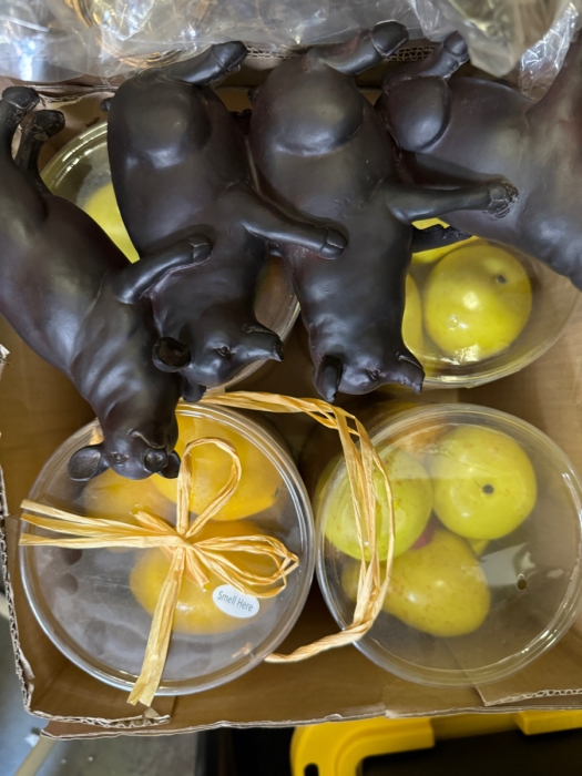 Huge Lot of Modern Decorative Accessories from Interior Designer - Over 50 boxes! See Description for More Details [Photo 15]