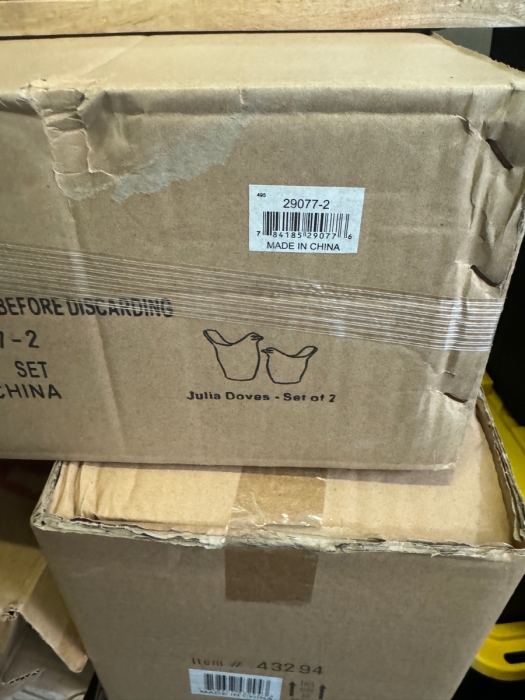 Huge Lot of Modern Decorative Accessories from Interior Designer - Over 50 boxes! See Description for More Details [Photo 18]