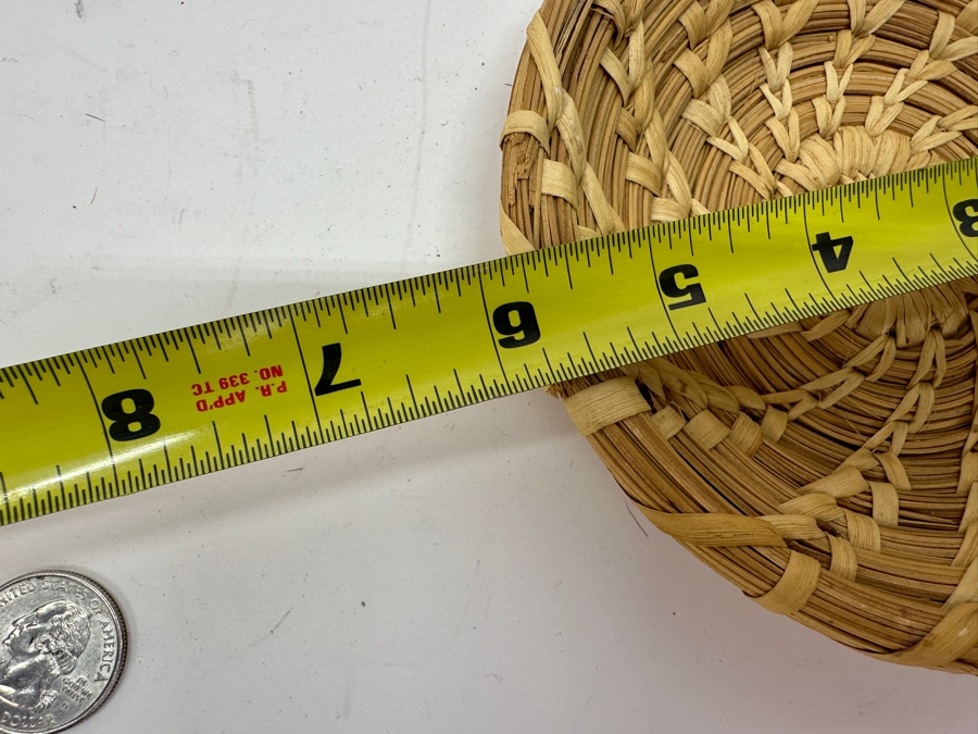 Vintage Pair Of Native American Handmade Round Baskets 9'W & 6'W [Photo 6]