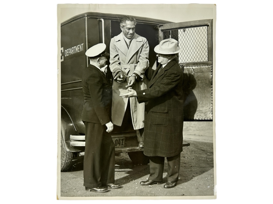 Vintage 1937 Photograph Of Duke P. Kahanamoku (Olympic Swimmer / Famous Hawaiian Surfer) Arrested - Pan American Airways Photo 8' X 10' Phil Stroupe Photography - See Details [Photo 2]