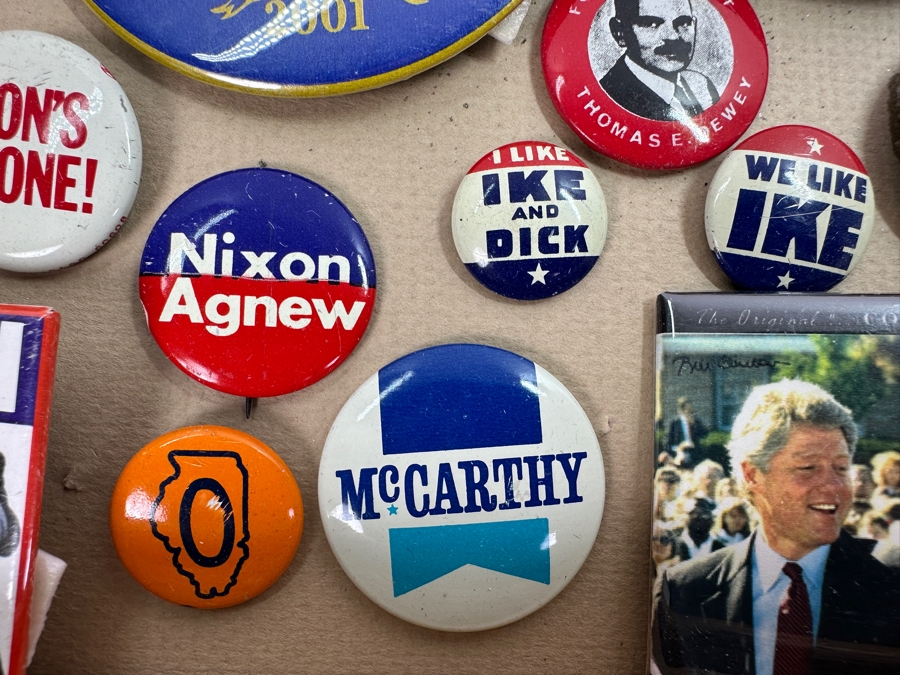 Just Added - Collection Of Vintage Political Presidential Campaign Buttons 15 X 12 [Photo 17]