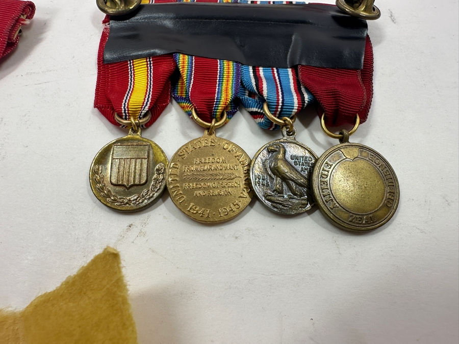 Just Added - Collection Of USN Navy Medals, Buttons, Lighters, Cufflinks - See Photos [Photo 9]