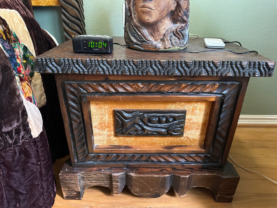 Just Added - Pair Of Vintage Mid-Century South American Carved Wooden Nightstands Cabinets 27W X 17D X 23H [Photo 6]