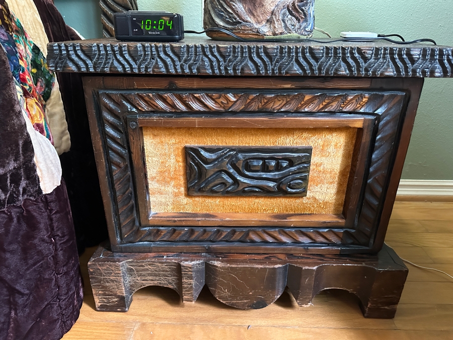 Just Added - Pair Of Vintage Mid-Century South American Carved Wooden Nightstands Cabinets 27W X 17D X 23H [Photo 1]