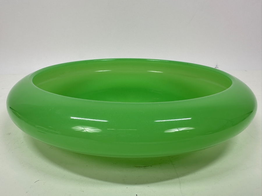 Antique Opaline Glass: Green Shallow Bowl With Starburst Bottom 10.25'W X 2'H [Photo 4]