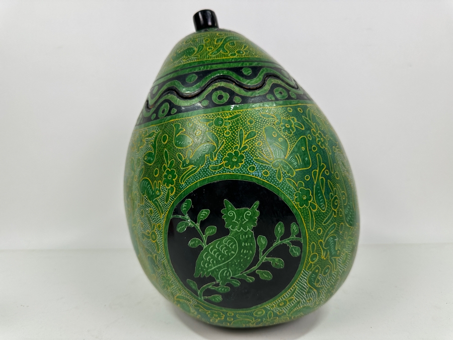 Large Exquisitely Carved Hand Painted Gourd Box With Lid 10'W X 12'H [Photo 6]