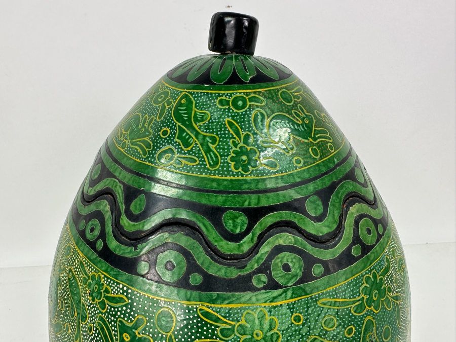 Large Exquisitely Carved Hand Painted Gourd Box With Lid 10'W X 12'H [Photo 4]