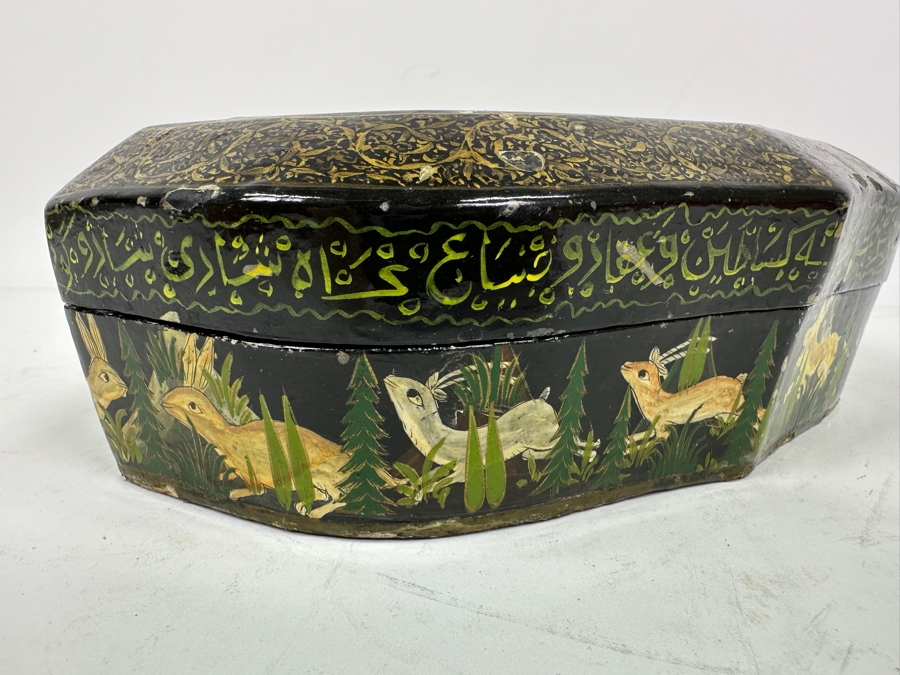 Vintage Hand Painted Lacquer Box Pictorial Scene India 9'W X 5'D X 3.5'H [Photo 7]