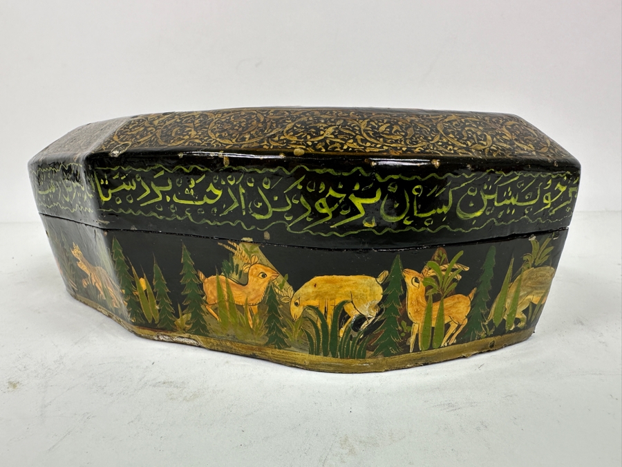 Vintage Hand Painted Lacquer Box Pictorial Scene India 9'W X 5'D X 3.5'H [Photo 6]