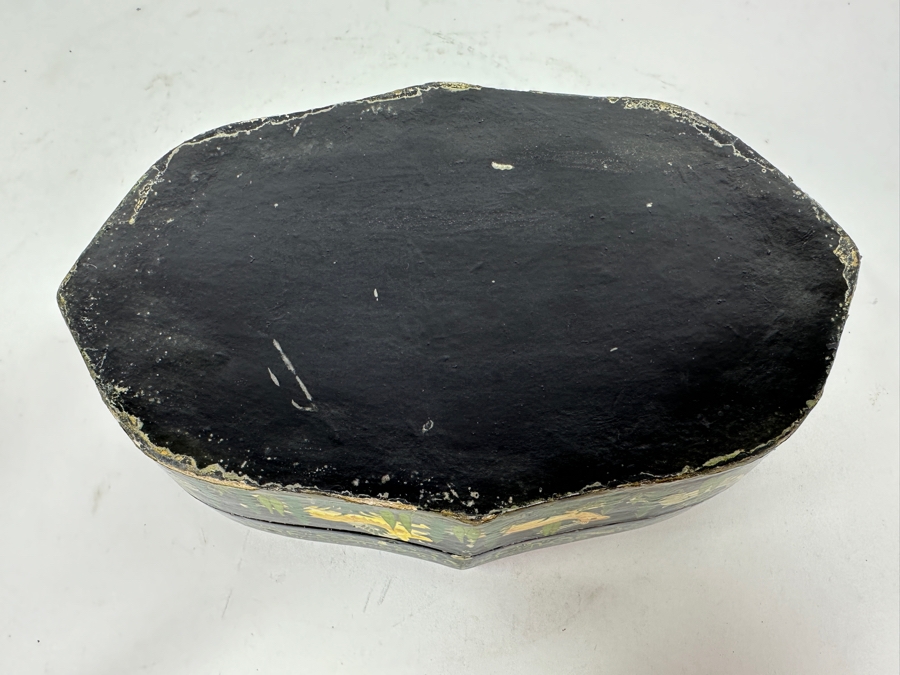Vintage Hand Painted Lacquer Box Pictorial Scene India 9'W X 5'D X 3.5'H [Photo 13]