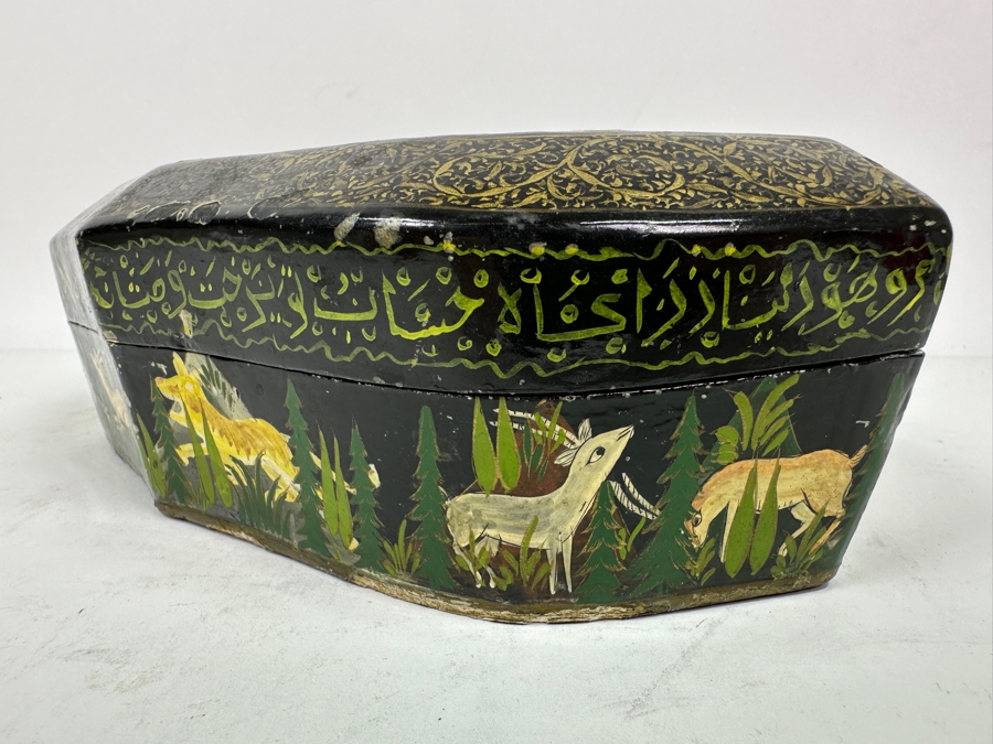 Vintage Hand Painted Lacquer Box Pictorial Scene India 9'W X 5'D X 3.5'H [Photo 8]