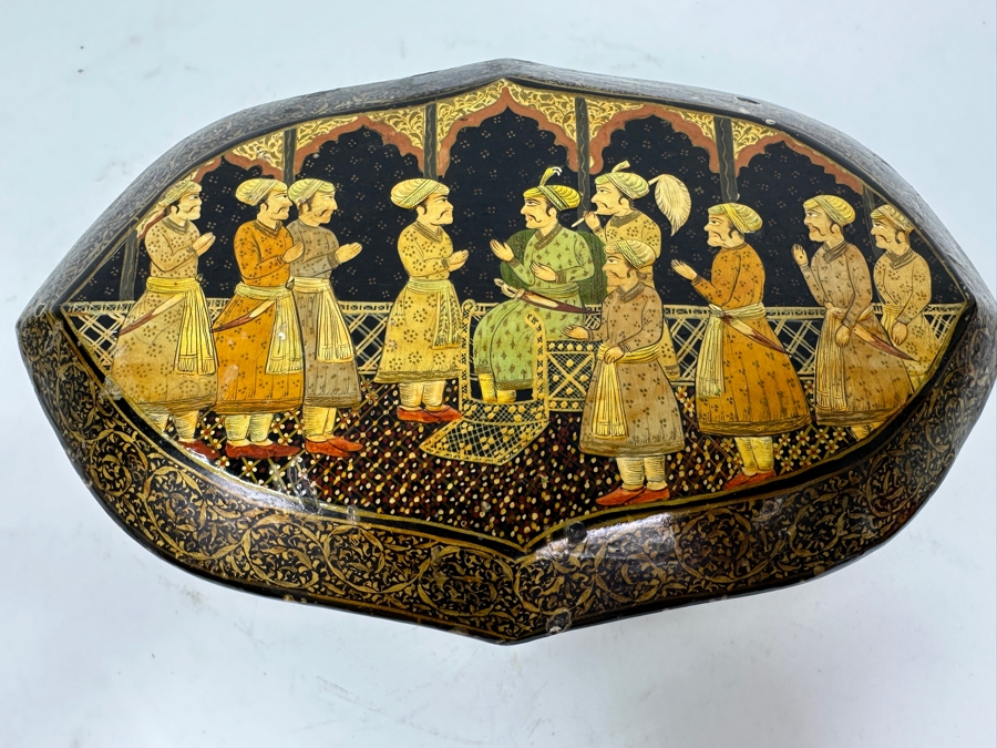 Vintage Hand Painted Lacquer Box Pictorial Scene India 9'W X 5'D X 3.5'H [Photo 9]