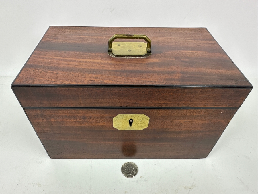 Vintage Mahogany Tea Caddy Box 9'W X 5.5'D X 5.5'H [Photo 4]