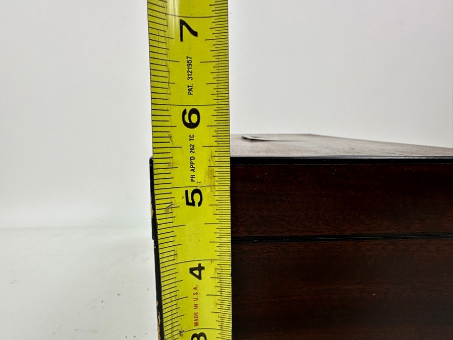 Vintage Mahogany Tea Caddy Box 9'W X 5.5'D X 5.5'H [Photo 17]