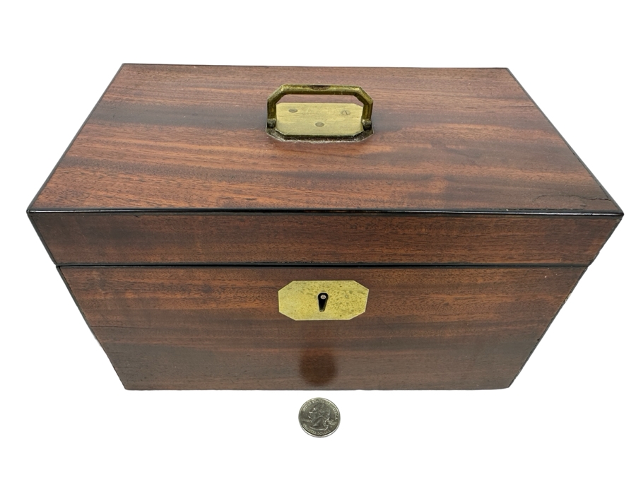 Vintage Mahogany Tea Caddy Box 9'W X 5.5'D X 5.5'H [Photo 2]