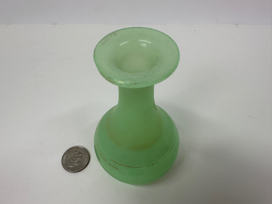 Antique Opaline Glass: Green Perfume Bottle With Stopper 5.75'H Appraised $40 [Photo 5]