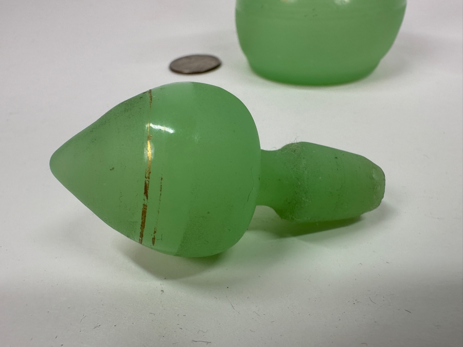 Antique Opaline Glass: Green Perfume Bottle With Stopper 5.75'H Appraised $40 [Photo 4]
