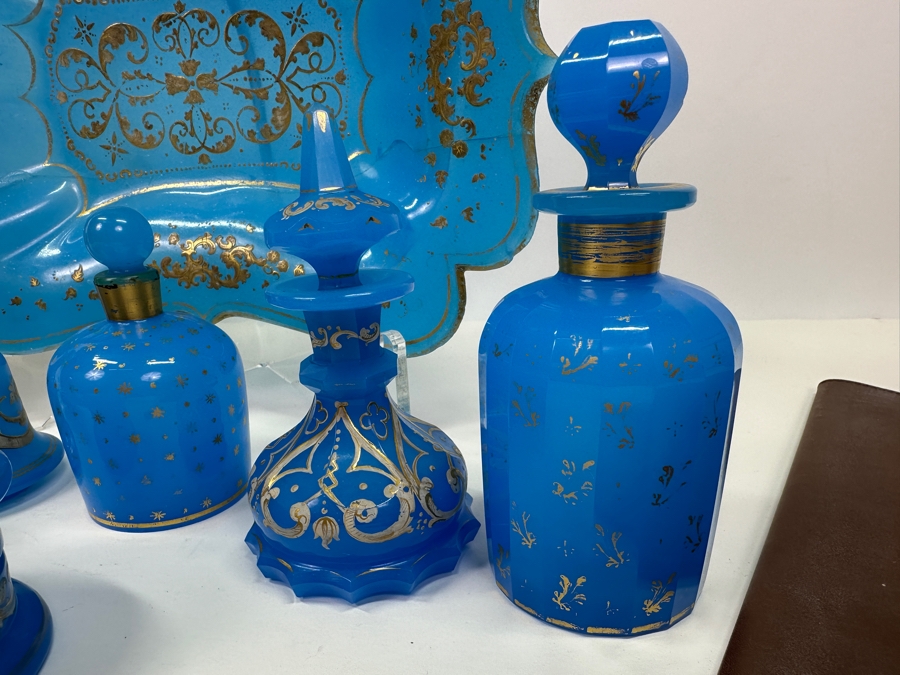 Antique Opaline Glass: Property From The Collection Of Her Royal Highness The Princess Margaret, Countess Of Snowdon Blue Opaline Glass Collection Originally Auctioned By Christies On June 14, 2006 Comes With Cert & Auction Catalog - See Photos [Photo 8]