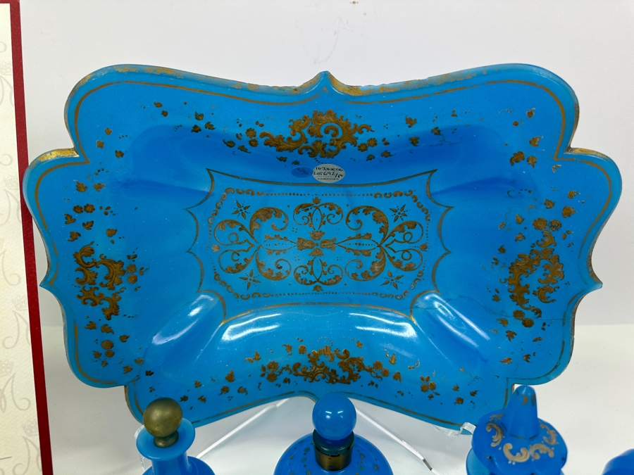 Antique Opaline Glass: Property From The Collection Of Her Royal Highness The Princess Margaret, Countess Of Snowdon Blue Opaline Glass Collection Originally Auctioned By Christies On June 14, 2006 Comes With Cert & Auction Catalog - See Photos [Photo 12]