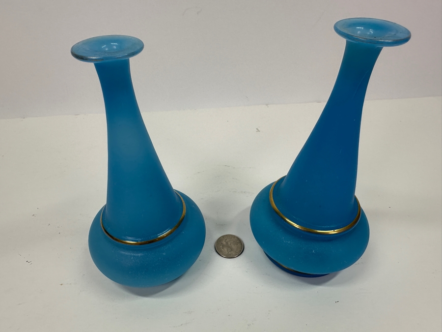 Antique Opaline Glass: Pair Of Blue Bud Vases With Gold Decor 6.5'H Appraised $90 [Photo 4]