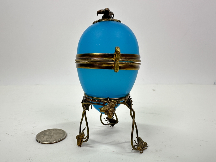 Antique Opaline Glass: Blue Opaline Glass Egg With Gilt Brass Flies Stand And Fly Finial 3.5'H [Photo 3]