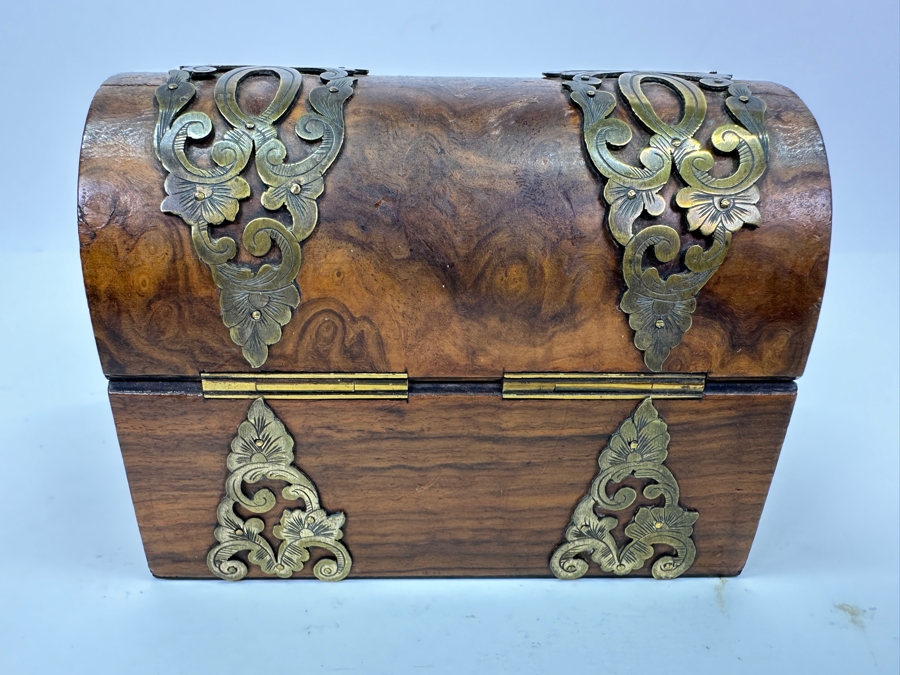 Antique Opaline Glass: Stunning Pair Of Blue Eglomise Dore Perfume Bottles 2.75'H With Hand Crafted Wooden Storage Display Box Client Paid $720 [Photo 15]