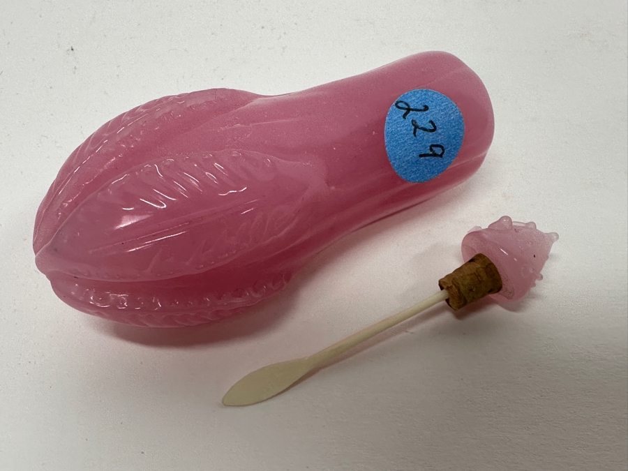 Antique Opaline Glass: Pink Snuff Bottle 3'L [Photo 4]