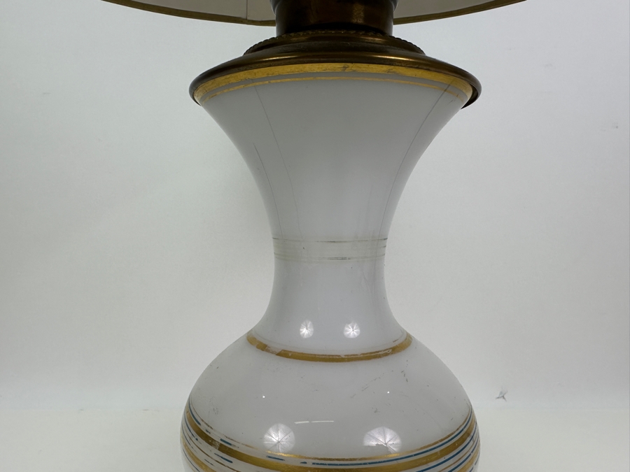 Vintage Opaline White Glass With Gold Decor Table Lamp 26'H [Photo 4]